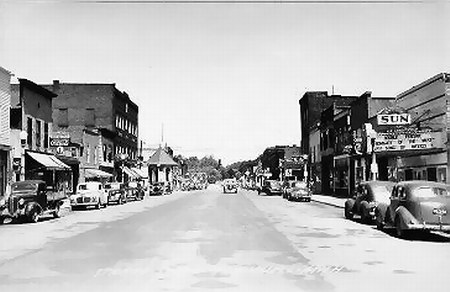 Sun Theatre - Old Photo (newer photo)